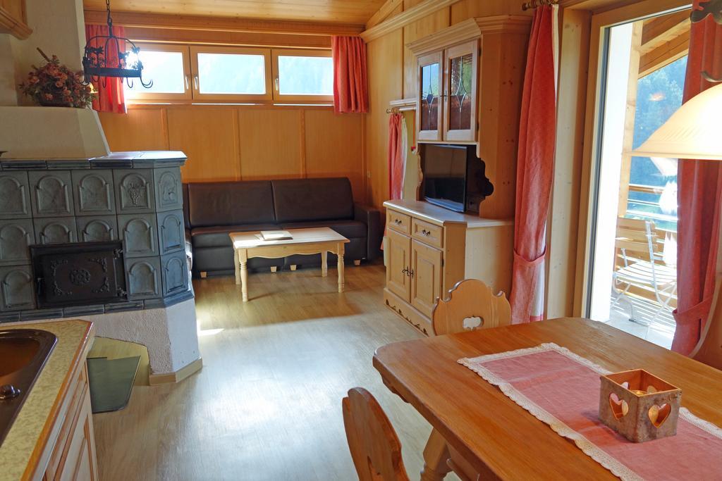 Two-Bedroom Apartment,445771554:JPEG